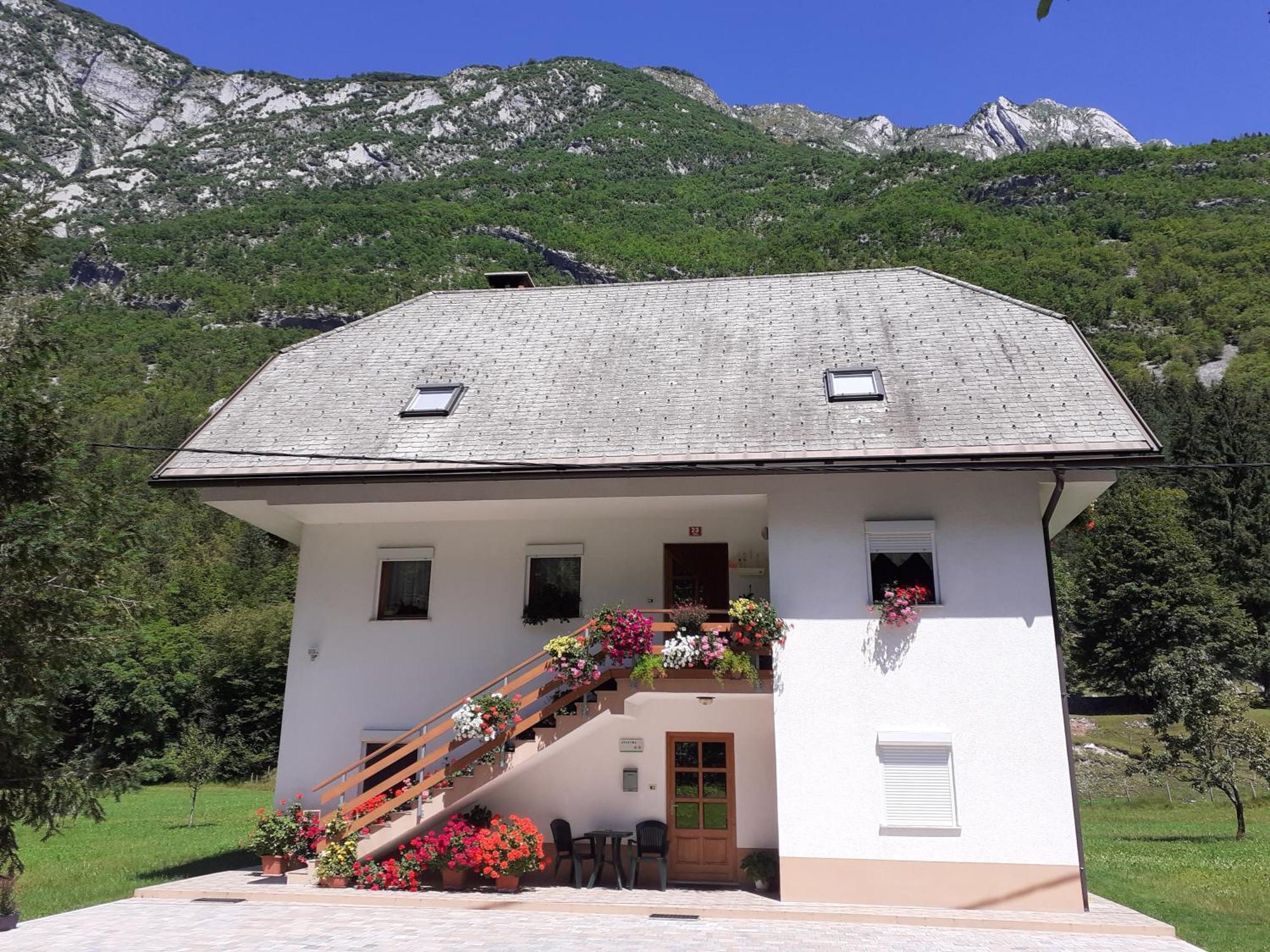 Apartma Pod Rozem Soča Eksteriør bilde