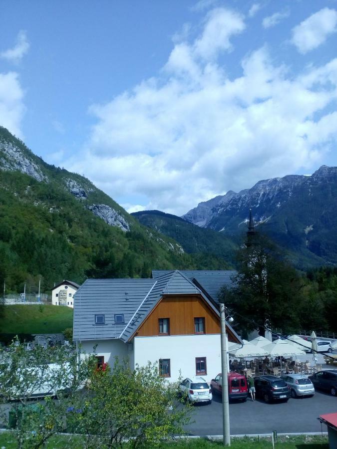 Apartma Pod Rozem Soča Eksteriør bilde